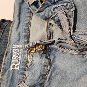 R 1893 Girlfrind Jeans